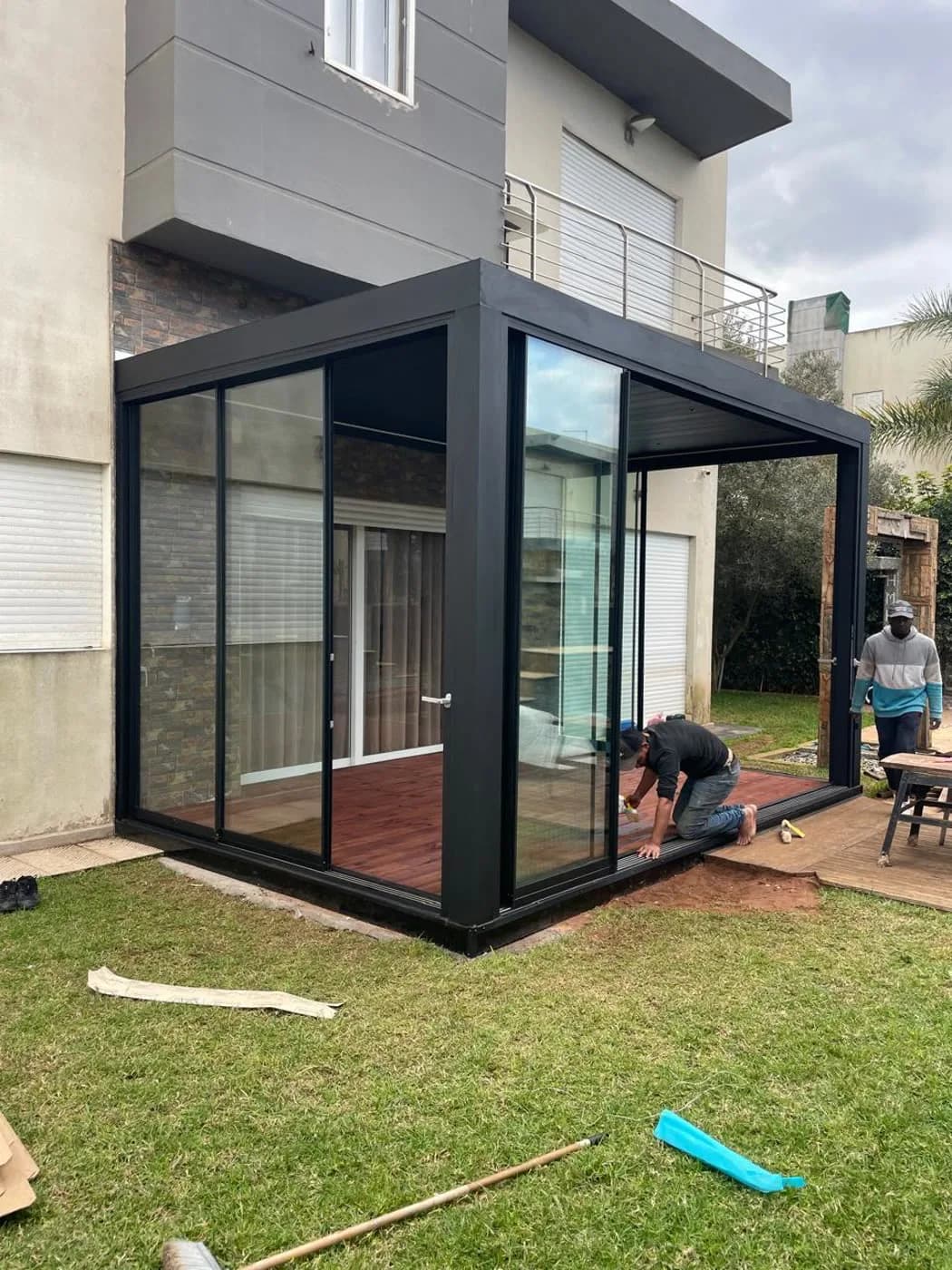 Cube en verre · Extension villa