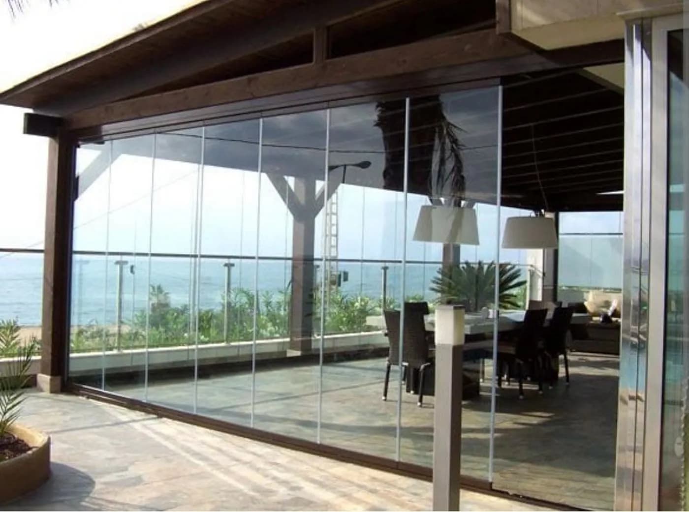 Rideaux de verre · Vue mer